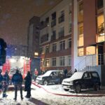 Šiandien 21.14 val. Bendrajame pagalbos centre skubios pagalbos tarnybų ryšio numeriu 112 gautas pranešimas apie tai, kad Panevėžio mieste, Katedros g. dega pastatas, evakuojami žmonės.