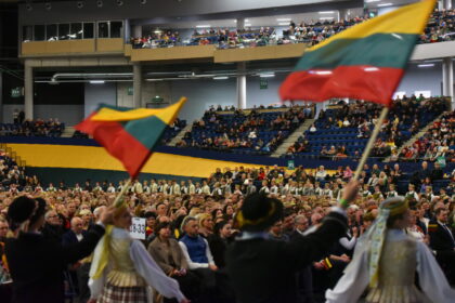 Vasario 16-oji – Valstybės atkūrimo diena – viena valstybinių švenčių, kurios sujungia visą tautą ir suvienija prasmingam buvimui kartu.