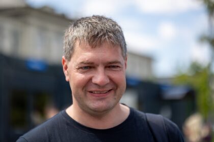 Po nesėkmingai susiklosčiusių Europos Parlamento (EP) rinkimų ketinant posėdžiauti Darbo partijos tarybai, šios politinės jėgos likimas kol kas nėra aiškus.