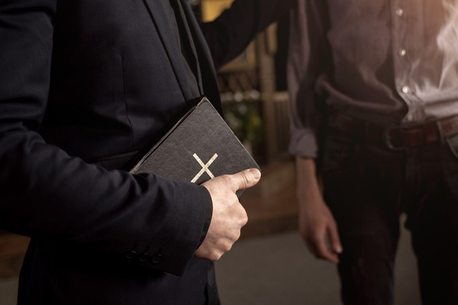 Už nepilnamečių išnaudojimą nuteistas kunigas Vidmantas Kareckas paskirtas eiti rezidento pareigas Biržų parapijoje, praneša Panevėžio vyskupija.