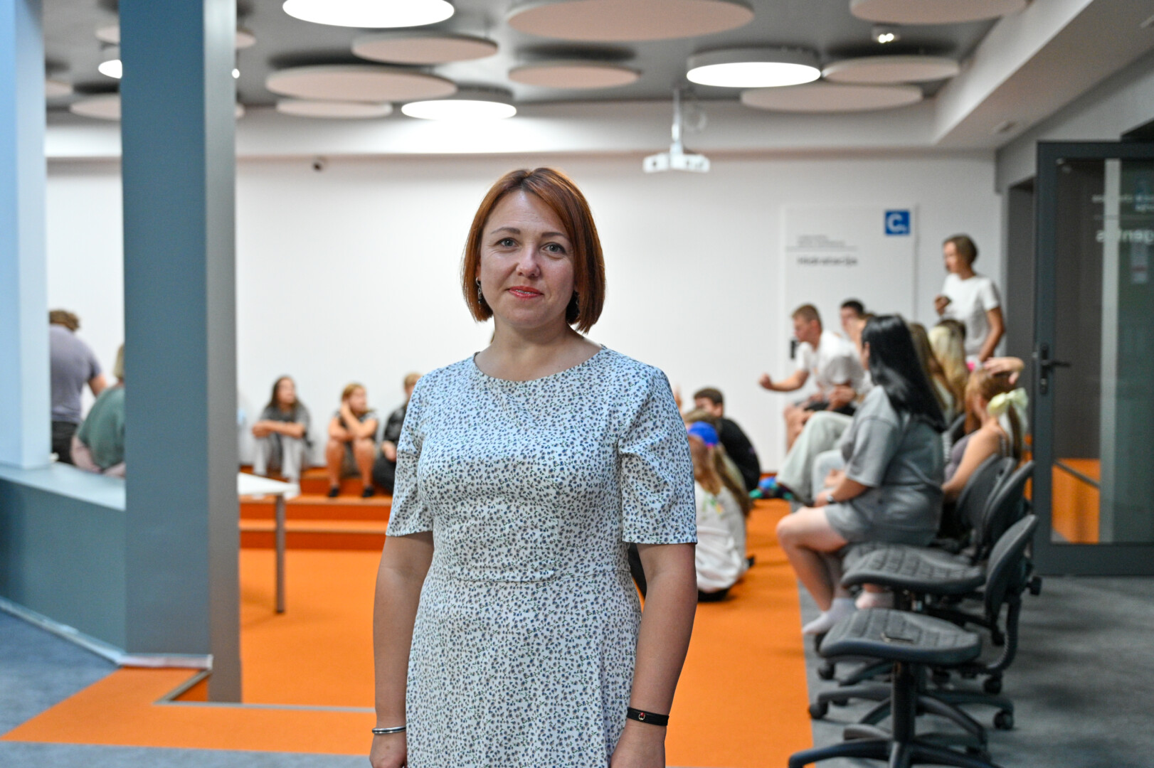 „Jei aš iš Ukrainos išvažiuočiau, už ką tuomet mano vyrui kovoti?“ – į klausimą, ar nebuvo minčių išvykti iš priešo užpultos tėvynės, atsakė Viktorija Datsenko. P. Židonio nuotr.