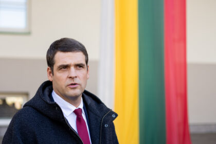 Socialdemokratų kandidatas į premjerus Gintautas Paluckas pabrėžia, kad dėl „Nemuno aušros“ lyderio Remigijaus Žemaitaičio antisemitinių pareiškimų iškeltos bylos – šio politiko nebus formuojamame Ministrų kabinete.