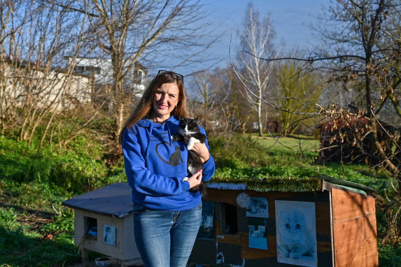 Netradicinėmis veiklomis garsėjanti kaimo bendruomenė „Pažagieniai“ įrengė pirmąjį rajone, o gal net Lietuvoje „katukų viešbutėlį“.