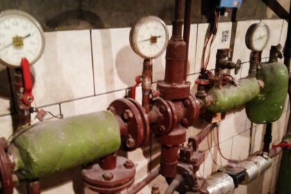 Gyventojams delsiant renovuoti savo daugiabučius, valstybė imasi griežtesnių priemonių.