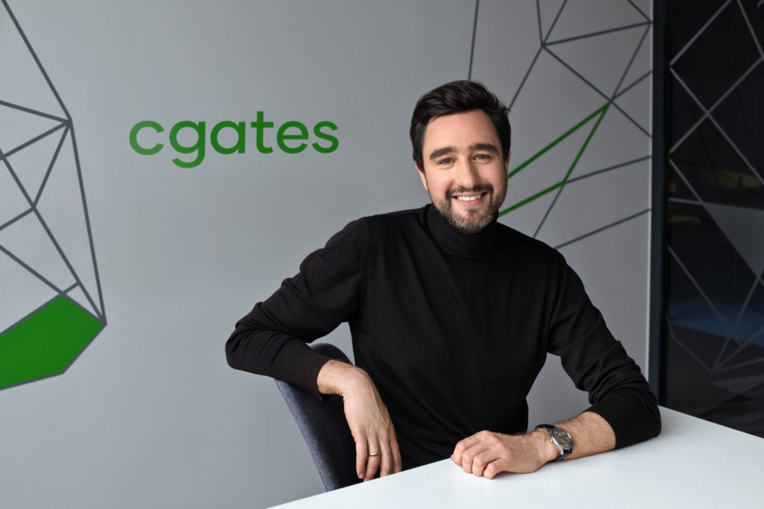 Mylimiausias CGATES kliente,