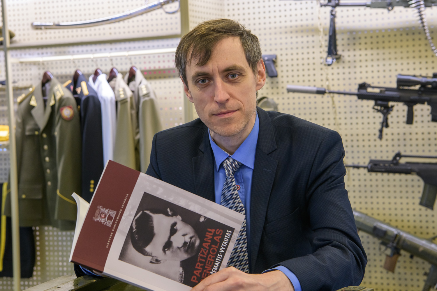 Stiprėjant sovietų represijoms, neretai vienintelė partizanams likusi šeima, pasak daktaro Dariaus Juodžio, būdavo jų bendražygiai, rėmėjai, ryšininkai. GENEROLO JONO ŽEMAIČIO LIETUVOS KARO AKADEMIJOS (Eimanto Genio) nuotr. 