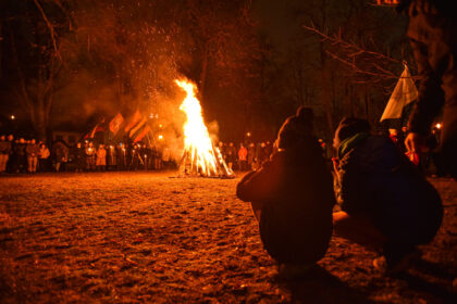 Siekiant įprasminti Sausio 13-osios įvykių atminimą ir Laisvės gynėjų auką Lietuvai, Seimo pirmininkas Saulius Skvernelis siūlo šią dieną paskelbti nedarbo diena.