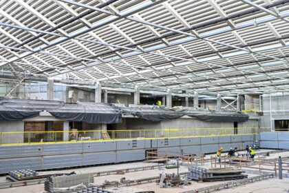 „Aukštaitijos“ sporto rūmų su moderniu baseinu statybų pabaigtuvių laukiama geriausiu atveju kitų metų rudenį.