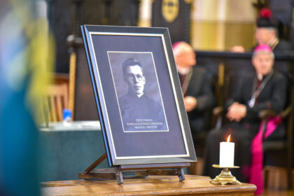 Vienas pirmųjų šiųmečio Aukštaitijos sostinės 522-ojo gimtadienio renginių – Panevėžio garbės piliečio vardo suteikimas kunigui Alfonsui Lipniūnui.