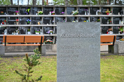 Seime gimė siūlymas dėl naujo laidojimo mokesčio – apmokestinti kolumbariumų nišas.