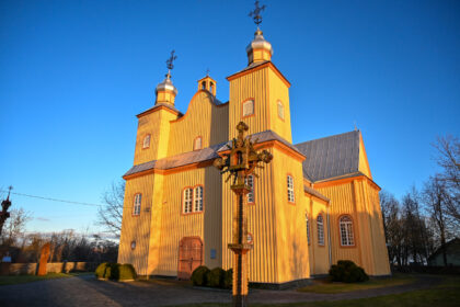 Į bažnyčias ateinama ne tik pagarbinti Dievo, susitaikyti su savimi bei kitais, bet ir sušalti.