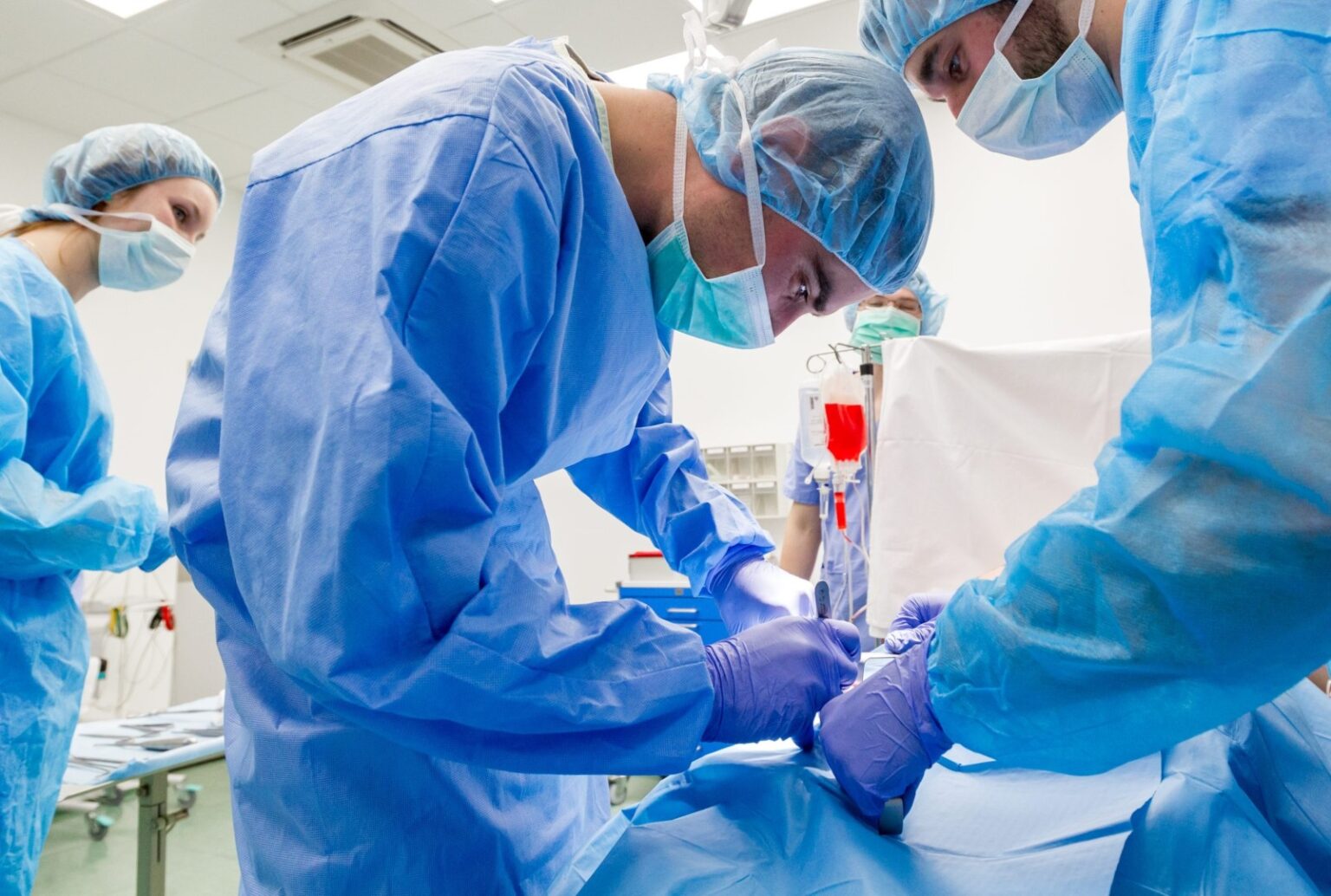 Dauguma pacientų retai susimąsto, kurią savaitės dieną geriausia atlikti operaciją.