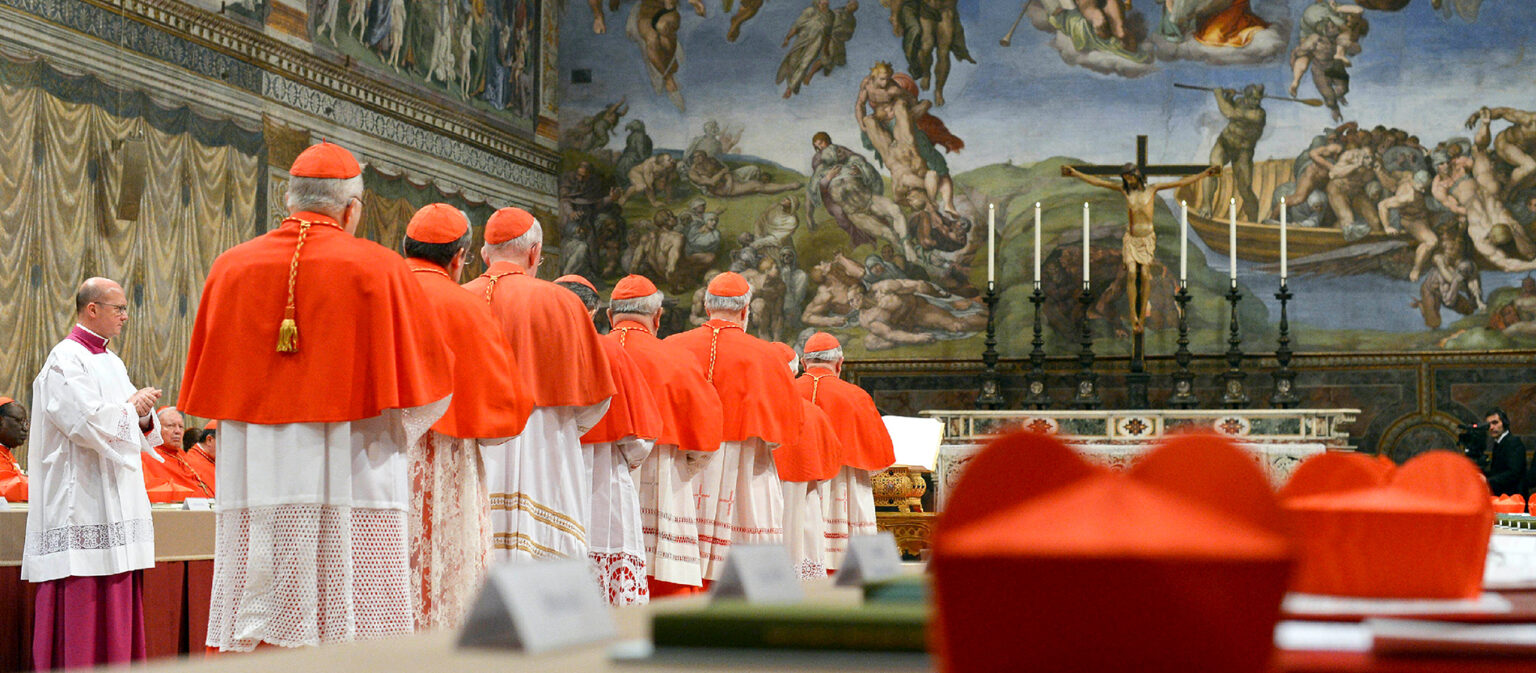 Viso pasaulio katalikus sukrėtusi popiežiaus Pranciškaus mirtis balandžio 21-ąją neišvengiamai veda prie kito etapo – įpėdinio paskyrimo.