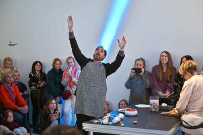 „Muziejų naktis“ Panevėžyje šeštadienį pasitikta įspūdžių variacijomis nuo operos iki kulinarijos.