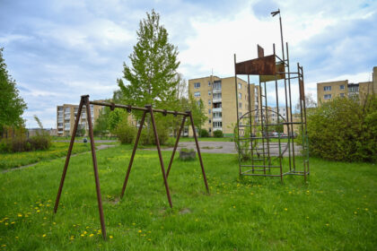 Panevėžys turės naują skverą. Miesto Savivaldybės paskelbtą bendruomenių iniciatyvų konkursą laimėjęs Pilėnų mikrorajono gyventojų projektas „Dainavos skveras“ tapo laimėtoju, surinkęs kelis tūkstančius panevėžiečių balsų.