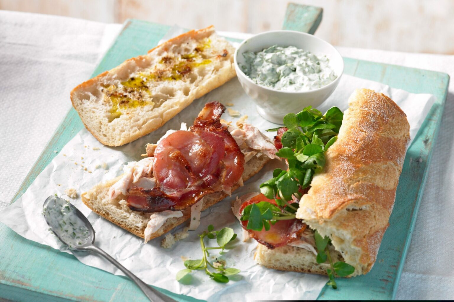 Būna dienų, kai turime lygiai penkias minutes papusryčiauti.