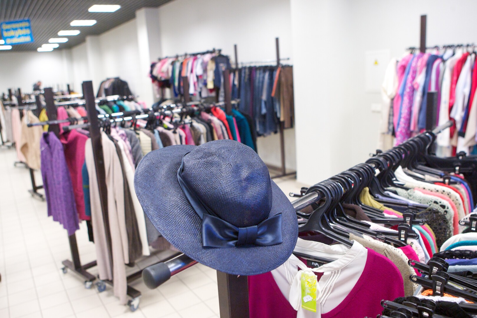 Prekybos dėvėtais drabužiais epocha Panevėžyje nugrimzdo praeitin. „SEKUNDĖS“ ARCHYVO nuotr.