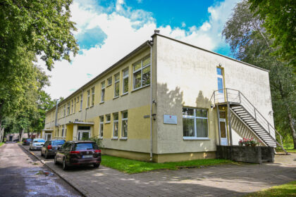 Panevėžyje šeštus metus veikiantys A. Bandzos socialinių paslaugų namai, tapę užuovėja savimi nebegalintiems pasirūpinti senjorams, taip pat atrama autistiškus vaikus auginančioms šeimoms, Socialinės apsaugos ir darbo ministerijai, regis, virto našta.