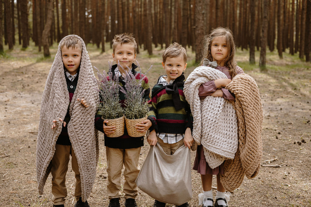 Garsusis Panevėžio ketvertukas – Rėjus, Tajus ir Nojus bei jų sesutė Patricija – rugsėjo 1-ąją sėsis į pirmokų suolus.