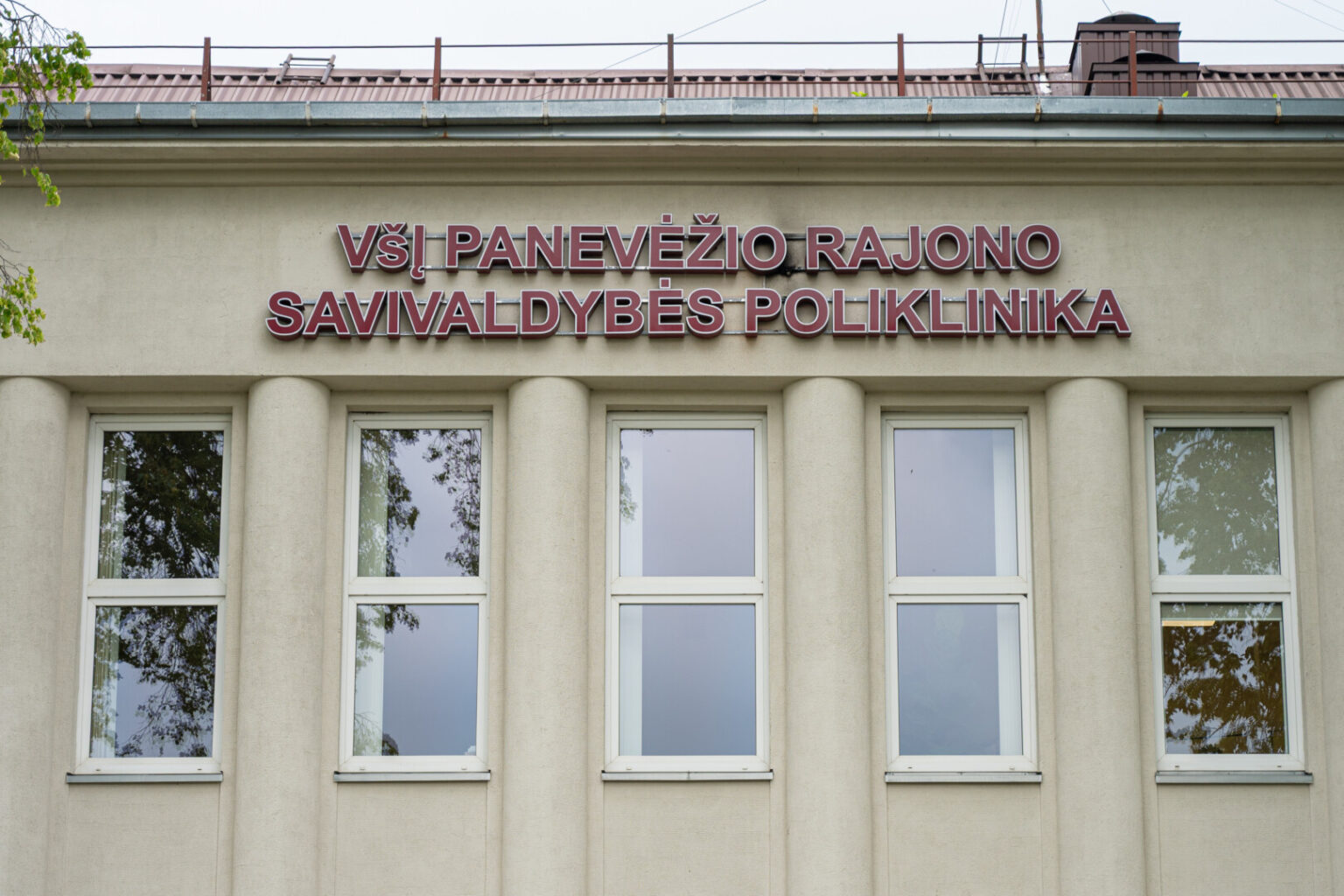 Nuo balandžio įsigaliojusi Sveikatos apsaugos ministerijos įvesta naujovė įpareigojo gydymo įstaigas skelbti bent keturių mėnesių gydytojų darbo grafikus.