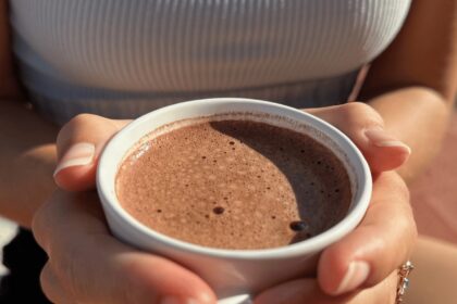 Darbas nuotoliniu būdu daugeliui atrodo kaip svajonė: jokio biuro, gali dirbti net su chalatu ar pižamos kelnėmis!