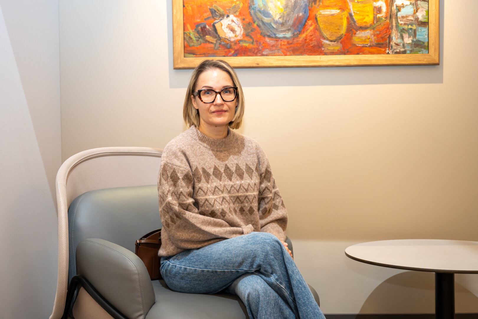 Respublikinės Panevėžio ligoninės interjerą kuriančios Astos Vaitkutės įrankiais tampa spalvos, gamtos motyvai ir netikėti akcentai. P. ŽIDONIO nuotr.