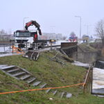 Šeštadienio rytą tarnybos gavo pranešimą apie Panevėžyje į Nevėžio upę nuskriejusį automobilį, kuriame, pirminiais duomenimis, gali būti žmonių. Narams pavyko nustatyti transporto priemonės buvimo vietą, vyksta pasiruošimas gelbėjimo operacijai.