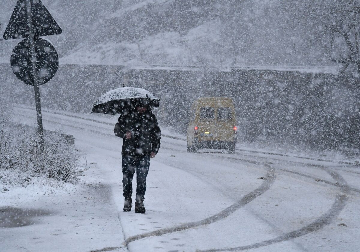 Jau artimiausiu metu prognozuojamas intensyvus snygis, šaltis ir stiprus vėjas.